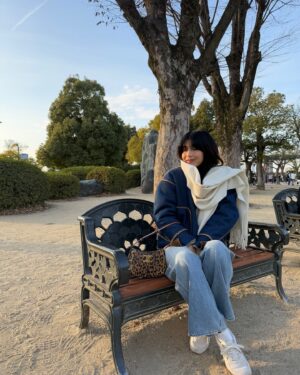 Bé Hà Nguyen Instagram - Tokyo-Kyoto-Nara-Osaka 🏯 Tenhle japonský trip nemá chybu! Bála jsem se, že si polezem na nervy, ale ještě víc nás to stmelilo.🥹❤️ #nguyenovi #japantrip