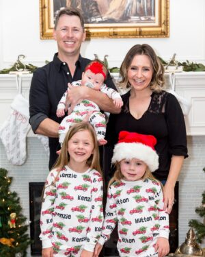 Beverley Mitchell Instagram - A BLAST FROM CHRISTMAS PAST. it's crazy how fast time flies. Making me slow down and enjoy these moments when they are still little-ish. 
#HappyHolidays #M#merrychristmas