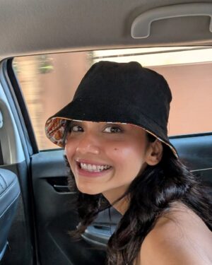 Bhagyashree Limaye Instagram - Just like the year is about to get over, this dump will too! 😘
.
#december #teampixel #love