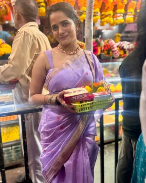Bhagyashree Mote Instagram - This year was all sorts of learning for me. Taking leap of faith, testing all my strength! One that was and will be unforgettable but I am all greatful for all the people I met this year, all the experiences I had! Thankful to the every chance I got to connect with all the energies! They have been nourishing me to be a better me for a better me! Gratitude to the almighty!🧿❤️ #godschild