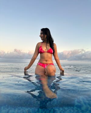 Bhavika Katariya Instagram - I am feelin more pink🌸🌹

#islandgirl #bikinitime #beachlife #balioutfit #outfitideas #vacationoutfits #vacationfits #vacationdiary