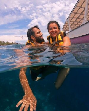 Bhavini Purohit Instagram - Tropical vibes and sunny skies ♥️ #gillitrawangan 
.
Experience with @wonderfulindonesia 
.
@dhavalmavreck you always make me brave ! What will I do without you♥️
.
{ Island, beach love,waterbaby,trend,trending,love,Indonesia,bali,Lombok}
.
#influencer #style #water #baby #love #beach #beachlife #snorkeling #lovelife #couplegoals #traveller #explorar #travel #lombok #lombokisland