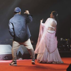 Bhoomika Dash Instagram - Dilse se DAVIANS🥹❤️✨

What a great show it was 😍! Thank you so much for showering love and blessings f😇🙏✨

📸 @asutoshphotomagicofficial