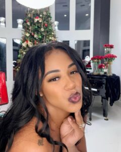 Actress Bianca Crawford HD Photos and Wallpapers January 2025