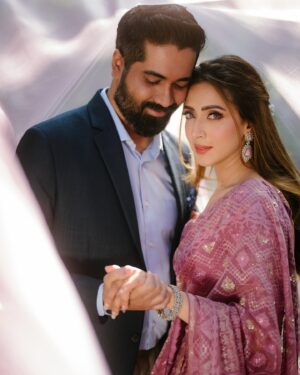Bidya Sinha Saha Mim Instagram - Happy Anniversary! 3 years of marriage and a decade of love—it’s been such a beautiful journey since we began 10 years ago. 

Makeup- @aklimas_beauty_parlour 
P.c- @mahdiuzzamanaunim