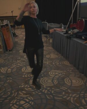 Briana Buckmaster Instagram - Thank you @creationent and #spnchi for a short and sweet and epic and yummy weekend with some faves. Enjoy some videos of @kimrhodes4reals showing me her numerous dance moves backstage at the @loudenswainmusic concert. Can you name them…?