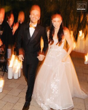 Briana Cuoco Instagram - Briana Cuoco is a married woman 👰 – and her sister, Kaley Cuoco, couldn’t be happier!⁠
⁠
ET has exclusive photos from Briana and Brian Logan Dales’ New Year’s Eve nuptials at Cathedral of St. Vibiana in Los Angeles, which was very much a family affair. Kaley officiated her younger sister’s wedding, and the bride told ET that it was “so special to me.”⁠
⁠
As for the wedding party, Kaley and Tom Pelphrey’s 22-month-old daughter, Matilda, served as the cutest flower girl ever!⁠
⁠
The couple rang in 2025 as husband and wife along with their closest friends and family, who were treated to a spectacular fireworks display on the ceiling as the clock struck midnight.

For the ceremony, Briana and Brian opted for a dark and moody aesthetic with red lighting and 1,200 candles along the perimeter of the reception. The bride chose a long ceremony gown by Kim Kassas Couture and a mini-dress for the reception by Selkie.
 
The couple’s close friends, Bianca Giselle and Joe Gillette, sang them down the aisle during the ceremony and when it came to their first dance, guests circled around them and sang along during the special moment. The couple’s wedding, planned by Sara Judith Events, featured the ultimate late night menu: bites from Taco Bell!

As for wedding gifts, Briana and Brian asked guests to bring them their favorite vinyl records along with notes about what the albums meant to them. These albums and stories will serve as the soundtrack to their lives. ⏩️ Swipe to see exclusive pics of the newlyweds! 

Head to the link in bio for more stunning details inside their epic ceremony and reception. (📸: @jessedeflorio)