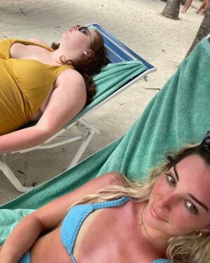 Brianna LaPaglia Instagram - On this day 25 years ago a special light was brought into this world. You can make any dark room bright. Without fail, without effort. You are smart, you are beautiful, and you are absolutely bat shit crazy. I am lucky to call you my best friend. I am lucky to love you and I am lucky to know you. 25 years of living, 15 years of friendship, and many many more stories to write best friend
