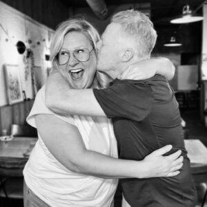 Bridget Everett Instagram - The holidays are over and it’s 2025, so that means it’s time for an all new Dinner’s On Me! This week, “Somebody Somewhere” star Bridget Everett joins the show. Over some deliciously hot griddle cakes, Everett tells me about juggling cabaret singing and waiting tables in New York City, why “Sex and the City” co-creator Michael Patrick King is such an important person to her, and the interesting place she put her late mother’s ashes. This episode was recorded at Salt’s Cure in Hollywood, CA. 🥞🗽🏺
 
Search “Dinner’s On Me” wherever you listen to podcasts or click the episode link in bio 💕