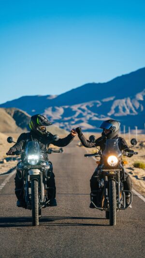 Brinda Sharma Instagram - Those who ride together, stay together 🤜🏼🤛🏼

GUESS WHO’S BACK!!! 
It’s been TWO WEEKS riding in Ladakh, belief toh chodo, sink in hi nahie hua hai kya hi kiya iss trip pe 😭 

LADAKH MAIN BIKE CHALA LI LIFE COMPLETE HO GAYI AB 👏🏼👏🏼
@shresthvg is hands down the best riding buddy ever 🤜🏼🤛🏼

Okay I have so much to show and tell you all I can’t wait!!! 
Stay tuned for SO MUCH MORE AHH!!!! 
Iss caption se excitement pata chal rahi hai? 🤣 

#liveandlettravel #reelsinstagram #reelsindia