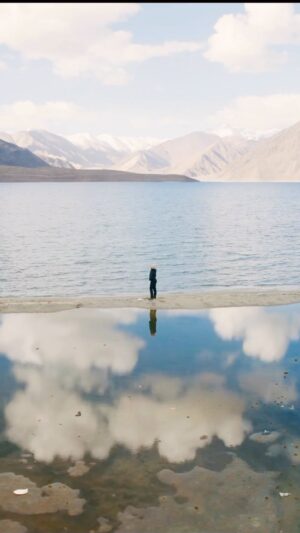 Brinda Sharma Instagram - INCREDIBLE INDIA 😭❤️ 

No matter where I go, I’m just constantly always thinking about Ladakh and Spiti! I mean just look at this place 😭😭 

Pangong, remains one of my favourite places, on the freaking planet!!! 
This time I spent 2 days here, like I’ve always wanted to, without any rush ✨ 
While the weather wasn’t the best, I think I saw a completely different Pangong than I ever did before 🥺❤️ 

#liveandlettravel #brindsinladakh #ladakh