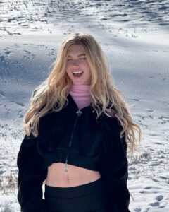 Actress Brittan Byrd HD Photos and Wallpapers November 2024