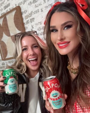 Brittany Furlan Instagram - The holidays are already upon us friends