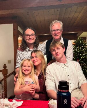 Brooke Elizabeth Butler Instagram - some wholesome family holiday fun 🧙‍♀️