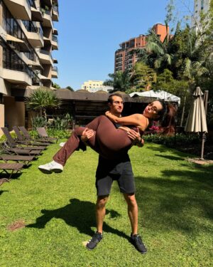 Bruna Vieira Instagram - querido Papai Noel que o meu presente de Natal siga sonhando ao meu lado hoje e sempre 🤍