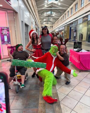 Bryce Adams Instagram - Merry Christmas from Mrs. Claus & my reindeers! Mrs. Claus🤶🏼🦌