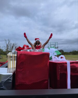 Bryce Adams Instagram - Merry Christmas from Mrs. Claus & my reindeers! Mrs. Claus🤶🏼🦌