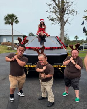 Bryce Adams Instagram - Merry Christmas from Mrs. Claus & my reindeers! Mrs. Claus🤶🏼🦌