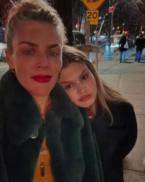 Busy Philipps Instagram - i don’t know. put on some fancy dresses. throw a party last minute or go to a party or stay home or go out to dinner but  remember to be around people who love you and who get it. don’t waste time on people who don’t. drink a perfect martini. go to the dog park or take a walk. look at the moon by yourself and be cold and sad. make a rad vase in pottery and put flowers in it. hug your kids and your friends and your dogs and your cats. hug other peoples dogs. stay healthy even when everyone else gets sick. find the messages and take pictures to remind yourself. listen to the best music. cry on the street, who cares? wear red lipstick. wear big hats. go eat fancy pot pie. go dance it off. turn the page. turn it again. one more time. write a new story. write a better ending. or maybe fuck it just write a new beginning. realize that it’s never going to be anything other than what it is right now and be grateful for that because even if it feels impossible and you end up on the floor sobbing, you do know that at some point, you won’t be. remember that it’s all a wave- like the ocean not a beauty queen. remember that it’s all you get. remember how lucky you are to get any of it. Remember how fun it is. REMEMBER THAT YOU HAVE IT ALL INSIDE OF YOU ALWAYS. goodnight you guys, i love you.