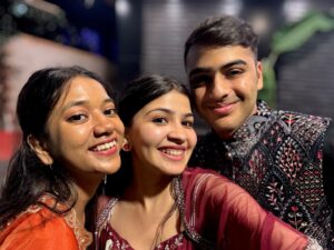 CA Sakchi Jain Instagram - Sparkles, smiles, and gratitude✨