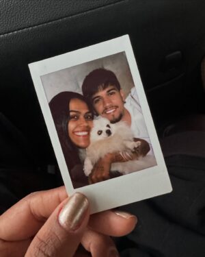 Camila Loures Instagram - nosso dia 5 🫀🙌 
te amo.