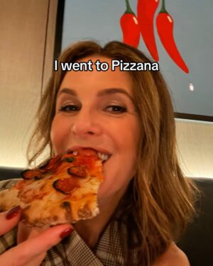 Candace Nelson Instagram - Safe to say we accomplished a lot in 2024 💪🍕

#pizzana #2024 #entrepreneur #candacenelson #pizzalover #pizzanalove