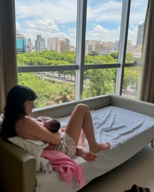 Candela Vetrano Instagram - Pino 🩵 te amamos, gracias por elegirnos.

Estamos extasiados de amor!!! Gracias por sus mensajes del corazón.