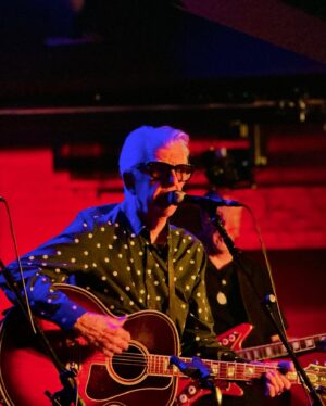 Carla Gugino Instagram - Thank you to the inimitable Nick Lowe and the super impressive Los Straightjackets for a fantastic night at legendary @antonesnightclub No one wanted to let you guys off the stage. 👏🏼🙌🏼🔥 And for me there will always be something special about seeing live music in Austin. 💥