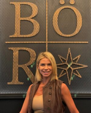 Carla Ochoa Instagram - Qué lindo Lanzamiento en Casa Bor Alto Las Condes. La nueva colección está preciosa. Los invito a conocer su nueva tienda en el Mall Alto Las Condes, local 3057. Lo pasé maravilloso.💖💖💫

 @bor.boutique y @emporiosiete