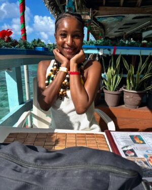 Carlacia Grant Instagram - Sun, sand, & sorrel for Christmas 🇯🇲