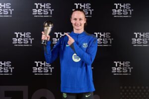 Caroline Graham Hansen Instagram - Big honor to be a part of the best 11 and together with so many of my teammates. Thank you so much and big congratulations to all the winners. ❤️