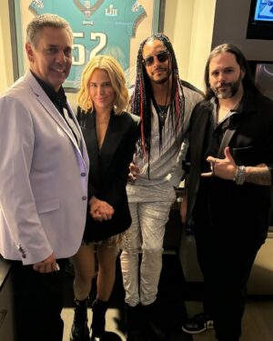 Catherine Joy Perry Instagram - Big Congratulations to @archerofinfamy for cashing in at #Wrestlemania !!!! To see a cash in at Mania after 9 years was EPIC !!! Wrestlecon & #Wrestlemania was a BLAST !!!! Thank you to all the fans that came out to my signings & parties !!! You all are the best fans ever and I love you all so much !!!! @ricflairnatureboy & @nicnemeth always making me laugh at our signings 🤣
