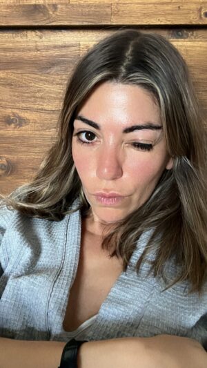 Ceren Moray Instagram - Başına bundan gelmeyen var mı? Neyse ki kurutmalı çamaşır makinem var, canım kurutmalım, iyi ki varsın, kurutma. #CamasirMakinesi #LGÇamaşırMakinesi #LGKurutmaMakinesi #LifesGood @lg_turkiye 

#reklam