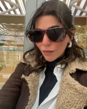 Ceren Moray Instagram - Bi sonraki bir öncekinin kehaneti ya da tam tersi dedim, vurdum. Bir de Tarkan vardı tabi🫠