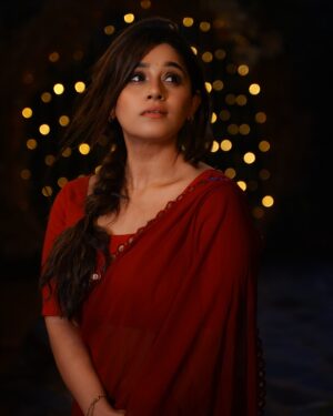 Chandni Bhagwanani Instagram - Last lot of pictures ❤️
..
..
..
#chandnibhagwanani #redsaree #baarish #telugu #foryou