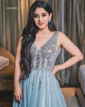 Chandni Bhagwanani Instagram - Baby just say yes 💖
..
..
..
#chandnibhagwanani #photoshoot #pictureoftheday #fairyprincess #fairytale