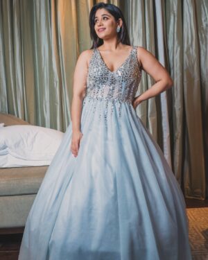 Chandni Bhagwanani Instagram - Baby just say yes 💖
..
..
..
#chandnibhagwanani #photoshoot #pictureoftheday #fairyprincess #fairytale