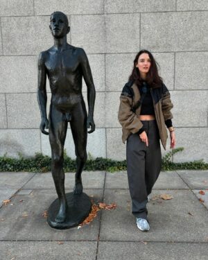 Charlotte Le Bon Instagram - 1. Grande Daphnée, Renée Sintenis
2. Tall Striding Figure, Ernesto Di Fiori
3. L’automne, Henri Laurens
4. Vénus Noire, Marina Nunez Del Prado
5. Il crie, Marino Marini

📷 @francoischoquet
