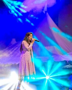 Chinmayi Instagram - Concert 🔥💥
.
.
.
.
.
.
.
#chinmayi #chinmayisripada #chinmayisongs #melodiousqueenchinmayi✨ #oyayiyeayiyae #concert #prideofindia