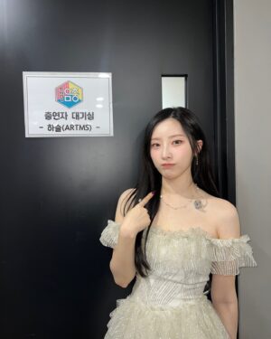 Cho Ha-seul Instagram - 🎊Fragile Eyes 첫방🎊