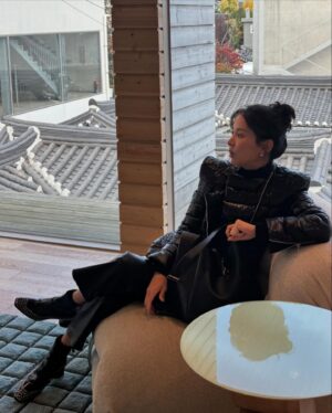 Cho Yeo-jeong Instagram - Working vibes🌟