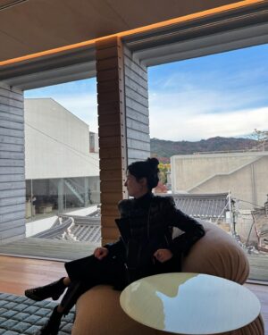 Cho Yeo-jeong Instagram - Working vibes🌟