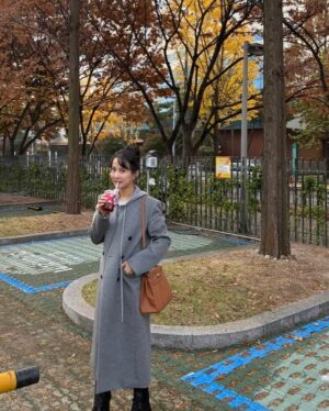 Cho Yeo-jeong Instagram - Working vibes🌟