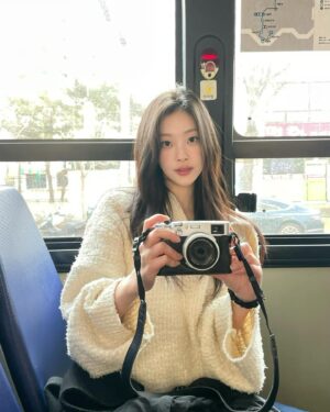 Choi Hee-jin Instagram - 오늘😼ㅎㅎ