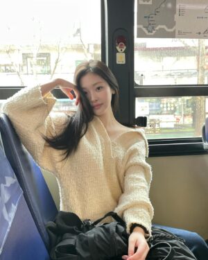 Choi Hee-jin Instagram - 오늘😼ㅎㅎ