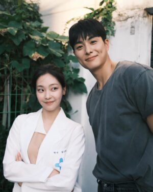 Choi Hee-jin Instagram - #모퉁이를돌면 🍀

Kbs 2024 드라마스폐셜
 12/3 10:45
💚