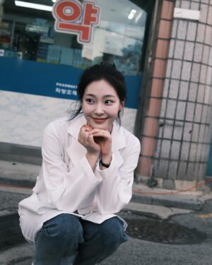 Choi Hee-jin Instagram - #모퉁이를돌면 🍀

Kbs 2024 드라마스폐셜
 12/3 10:45
💚