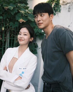 Choi Hee-jin Instagram - #모퉁이를돌면 🍀

Kbs 2024 드라마스폐셜
 12/3 10:45
💚