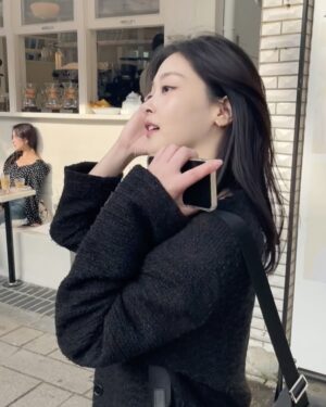 Choi Hee-jin Instagram - Smile!🎶🎶