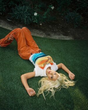 Christina Aguilera Instagram - Y2K BABY 💙